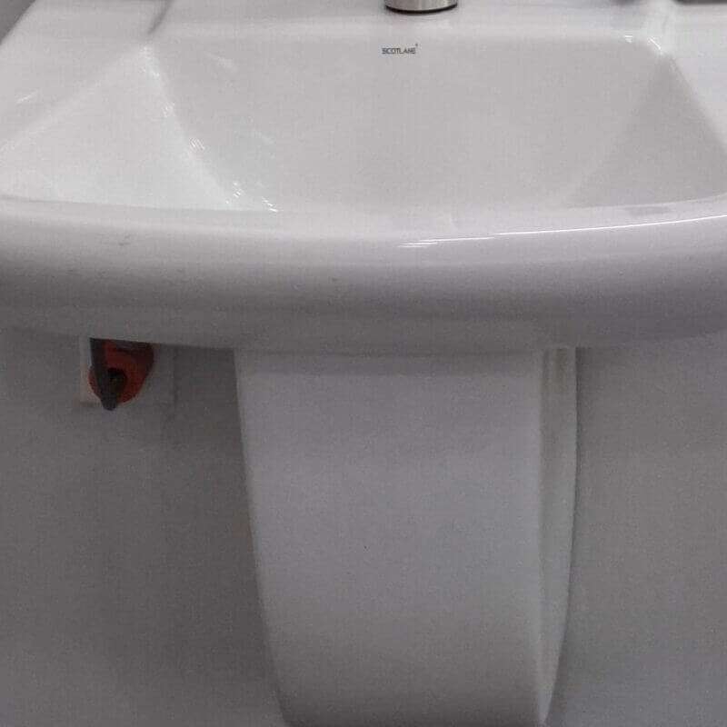 EXCLUSIVE SANITAIRYWARE FERMI HF SET